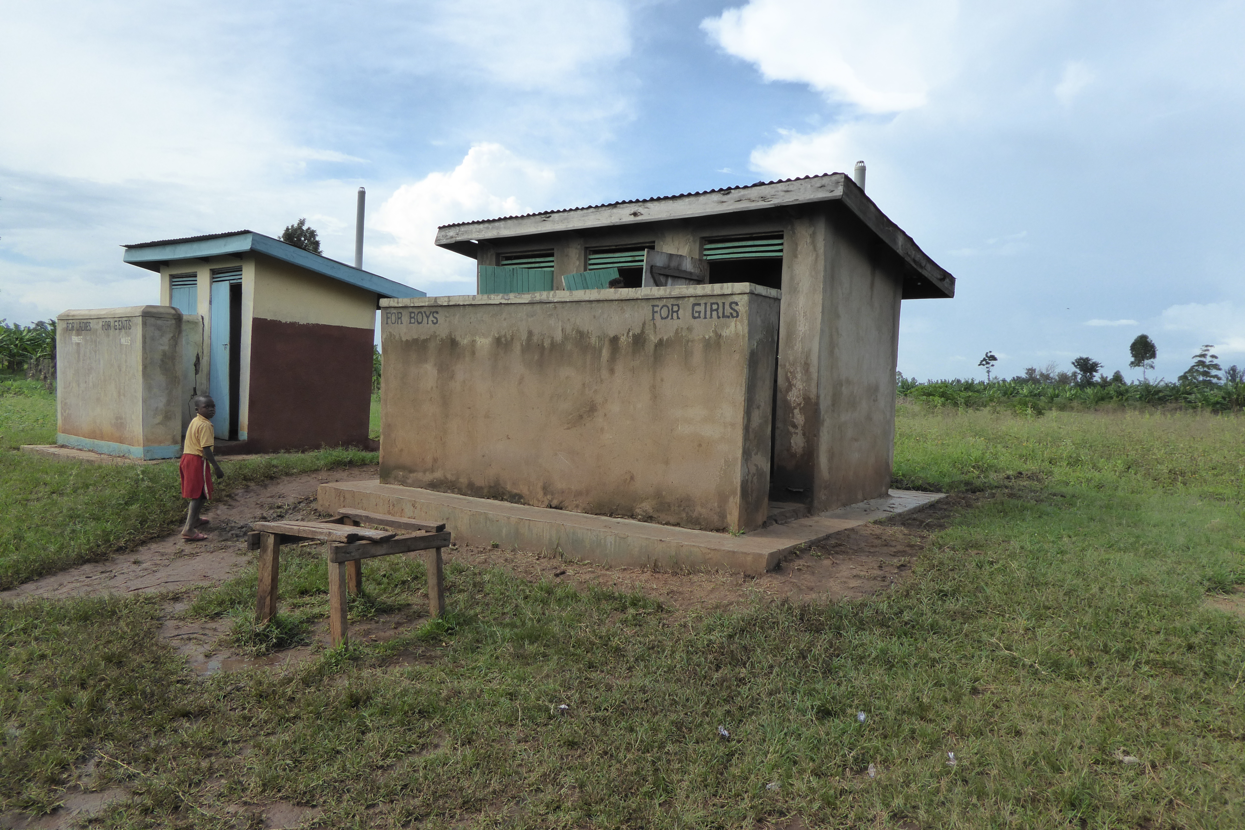 2015 - Ytterligare toaletthus även för persona (Myndighetskrav)